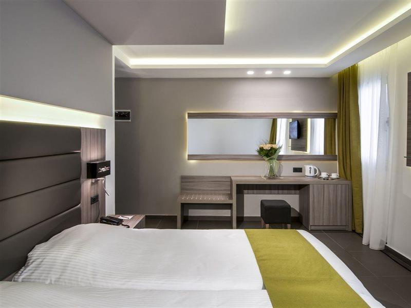 Carolina Mare Hotel Малиа Екстериор снимка