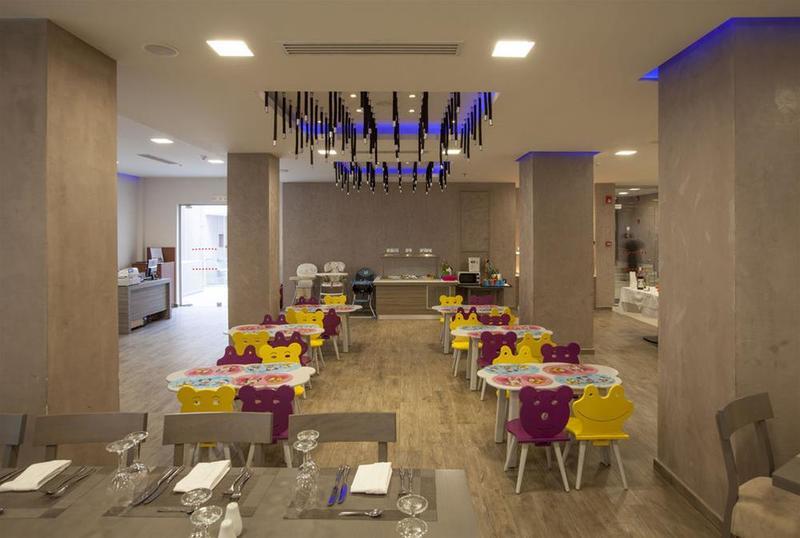 Carolina Mare Hotel Малиа Екстериор снимка